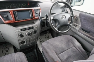 Минивэн Toyota Noah 2003 года, 799000 рублей, Красноярск