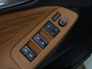 Седан Toyota Avalon 2022 года, 3998999 рублей, Москва