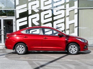 Седан Hyundai Solaris 2018 года, 1399000 рублей, Волгоград