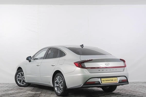 Седан Hyundai Sonata 2022 года, 2619000 рублей, Кемерово