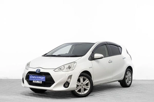 Хетчбэк Toyota Aqua 2016 года, 1099000 рублей, Барнаул