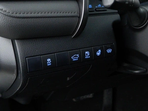 Седан Toyota Camry 2021 года, 2847077 рублей, Москва