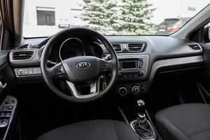 Седан Kia Rio 2014 года, 939000 рублей, Ульяновск
