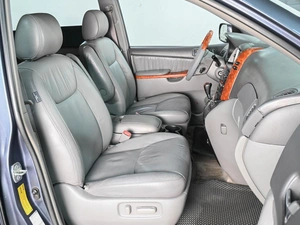 Минивэн Toyota Sienna 2008 года, 1068070 рублей, Аксай