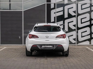 Хетчбэк Opel Astra 2014 года, 865000 рублей, Краснодар