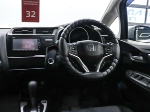 Хетчбэк Honda Fit 2019 года, 1400000 рублей, Красноярск