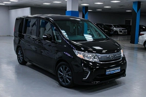 Минивэн Honda Stepwgn 2018 года, 1898000 рублей, Солонцы
