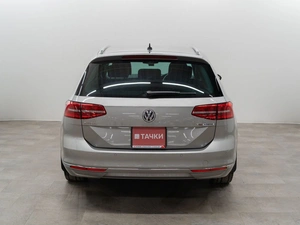 Универсал Volkswagen Passat 2016 года, 1750000 рублей, Красноярск