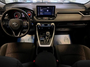 Внедорожник Toyota RAV4 2020 года, 3359000 рублей, Красноярск