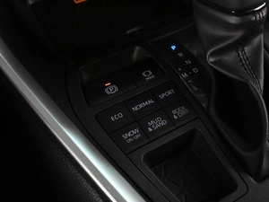 Внедорожник Toyota RAV4 2025 года, 4299000 рублей, Ростов-на-Дону