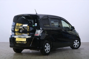 Минивэн Honda Freed 2013 года, 1189000 рублей, Омск