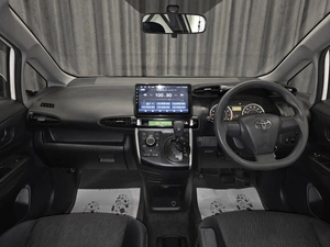 Минивэн Toyota Wish 2010 года, 1050000 рублей, Красноярск