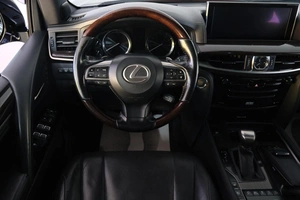 Внедорожник Lexus LX 2017 года, 8599000 рублей, Омск