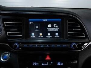 Седан Hyundai Elantra 2019 года, 1648000 рублей, Ставрополь