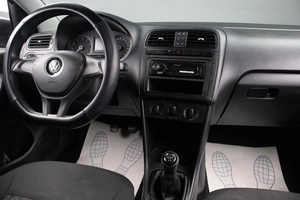 Седан Volkswagen Polo 2018 года, 1279000 рублей, Оренбург