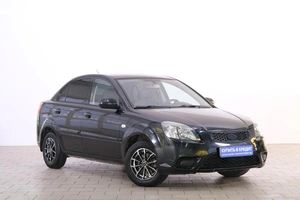 Седан Kia Rio 2011 года, 829000 рублей, Омск