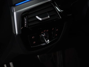 Седан BMW 5 серия 2018 года, 4399547 рублей, Москва