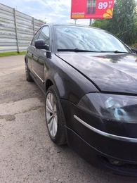 Седан Volkswagen Passat 2003 года, 299000 рублей, Красноярск