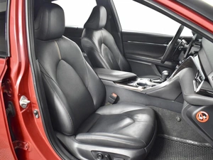 Седан Toyota Camry 2021 года, 3230100 рублей, Казань