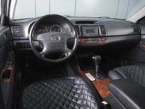 Седан Toyota Camry 2004 года, 700000 рублей, Ростов-на-Дону