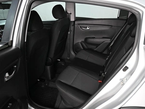 Хетчбэк Kia Rio X-Line 2018 года, 1659000 рублей, Аксай