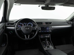 Лифтбек Skoda Superb 2017 года, 2057077 рублей, Москва