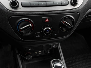 Седан Hyundai Solaris 2019 года, 1445000 рублей, Краснодар