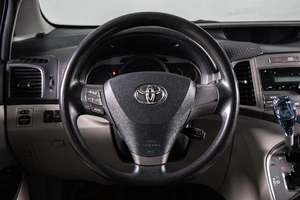 Внедорожник Toyota Venza 2009 года, 1499000 рублей, Сургут