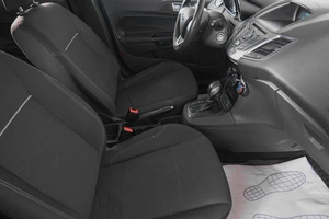 Хетчбэк Ford Fiesta 2016 года, 669000 рублей, Кемерово