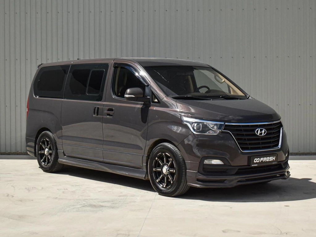 Минивэн Hyundai H-1 2019 года, 2870000 рублей, Краснодар