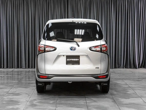 Минивэн Toyota Sienta 2018 года, 1249000 рублей, Тюмень