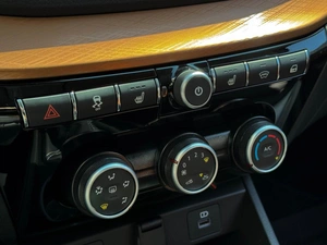 Седан ВАЗ (LADA) Vesta Cross 2025 года, 1999000 рублей, Кропоткин