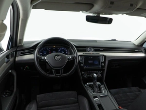 Седан Volkswagen Passat 2016 года, 1713444 рублей, Москва