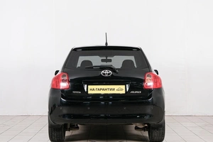 Хетчбэк Toyota Auris 2007 года, 549000 рублей, Красноярск