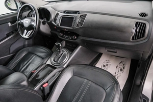 Внедорожник Kia Sportage 2011 года, 1649000 рублей, Красноярск