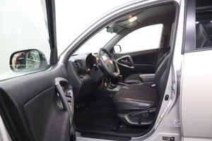 Внедорожник Toyota RAV4 2010 года, 1500000 рублей, Брянск