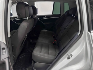 Внедорожник Volkswagen Tiguan 2012 года, 1397000 рублей, Красноярск