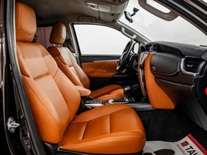 Внедорожник Toyota Fortuner 2021 года, 4500000 рублей, Красноярск