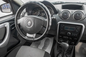 Внедорожник Renault Duster 2013 года, 989000 рублей, Барнаул