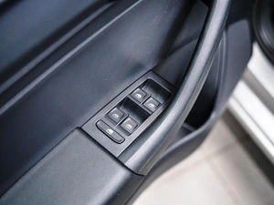 Лифтбек Volkswagen Polo 2021 года, 1399000 рублей, Красноярск