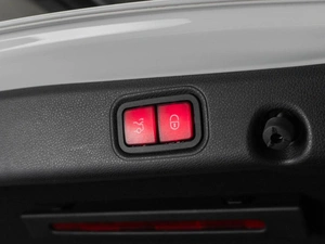 Седан Mercedes-benz E-класс 2018 года, 3449000 рублей, Тюмень