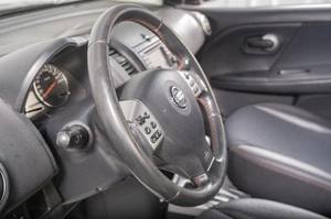 Хетчбэк Nissan Note 2010 года, 739000 рублей, Томск