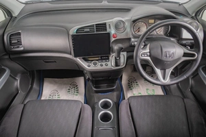 Минивэн Honda Stream 2013 года, 1299000 рублей, Томск