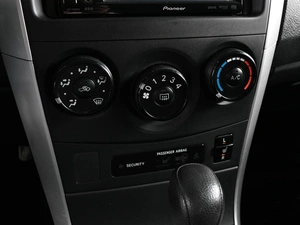 Седан Toyota Corolla 2012 года, 1299000 рублей, Ростов-на-Дону