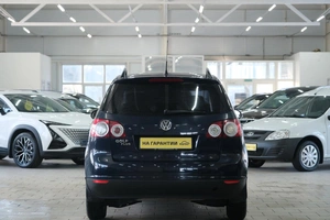 Хетчбэк Volkswagen Golf Plus 2008 года, 669000 рублей, Омск