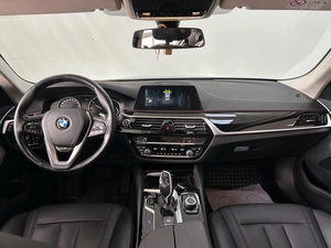 Седан BMW 5 серия 520 2020 года, 3700000 рублей, Смоленск