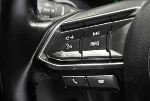 Хетчбэк Mazda Axela 2016 года, 1347000 рублей, Красноярск