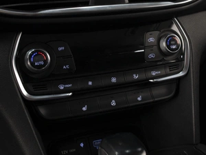 Внедорожник Hyundai Santa Fe 2019 года, 2790000 рублей, Омск