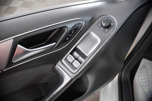 Хетчбэк Volkswagen Golf 2012 года, 579000 рублей, Пермь