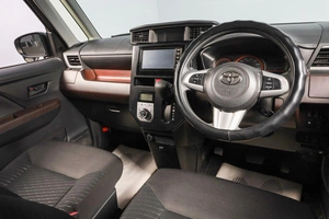 Минивэн Toyota Roomy 2020 года, 1299000 рублей, Новосибирск